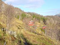 Øvre Sørvikgården fra Varmen