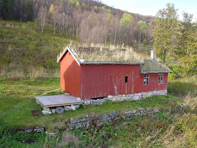 Bårstua fra låvetaket